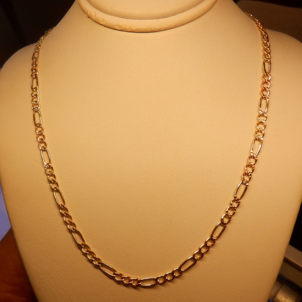 New 14k gold tricolor Figaro chain